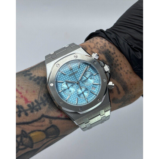 Custom Seiko Mod • Ice Blue Quartz Chronograph AP Royal Oak • 42mm